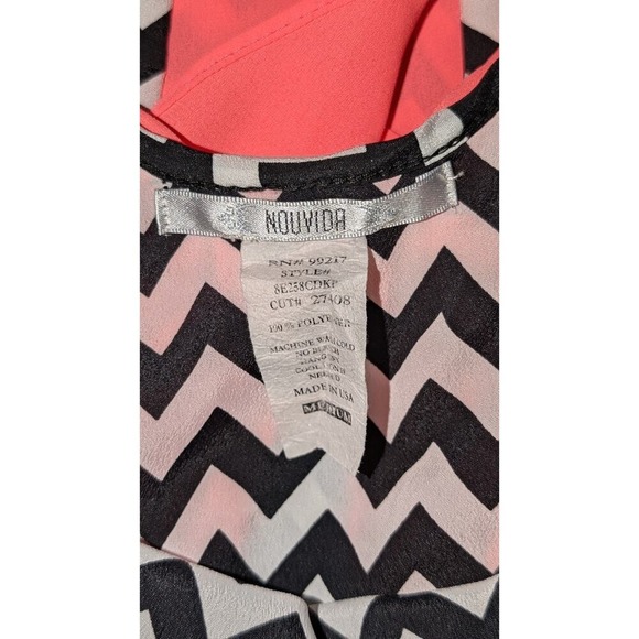 Nouvida Chevron Print Top with Bow Back Detail 3/4 Sleeve Blouse Medium - Picture 4 of 4